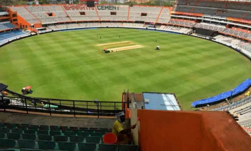 discover hyderabad, a cricket haven that combines passion, tradition, and a vibrant sporting culture. explore its iconic stadiums, local teams, and rich history in cricket, making it a must-visit destination for fans and players alike.