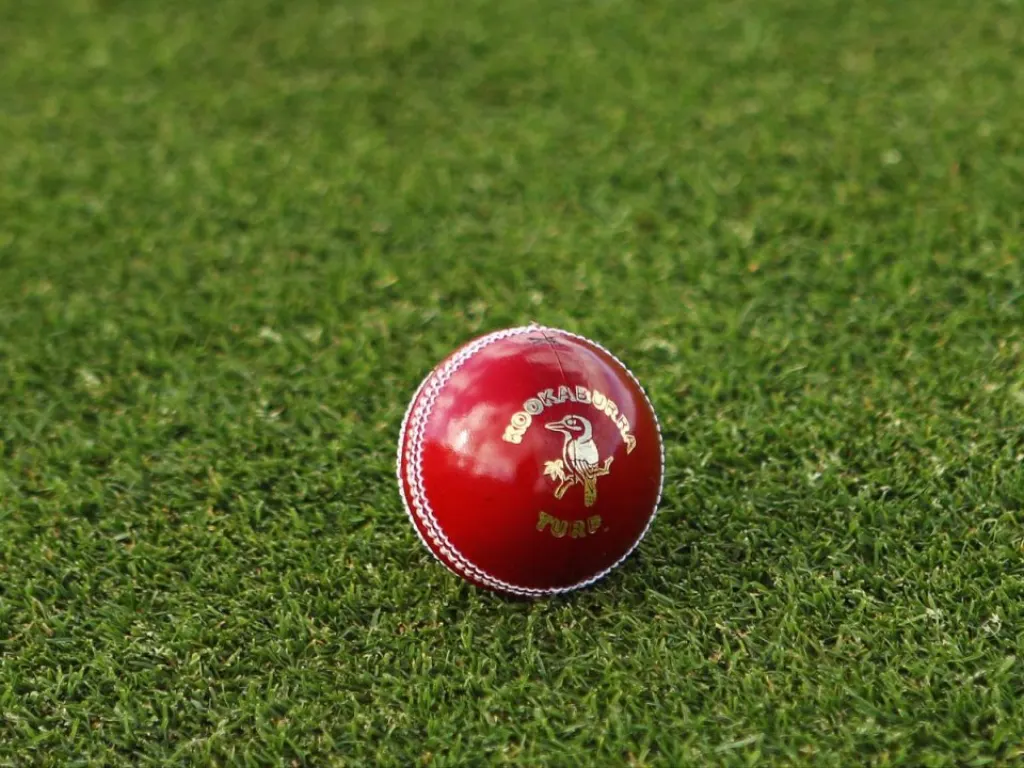catch the live updates of the ind vs nz match, where india is currently in the lead. after the lunch break, new zealand stands at 92/3. stay tuned for exciting cricket action!