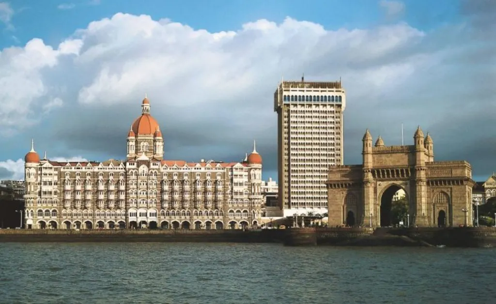 explore why mumbai's economy is at a crossroads and in need of fresh leadership to drive growth, innovation, and resilience in the face of emerging global challenges.