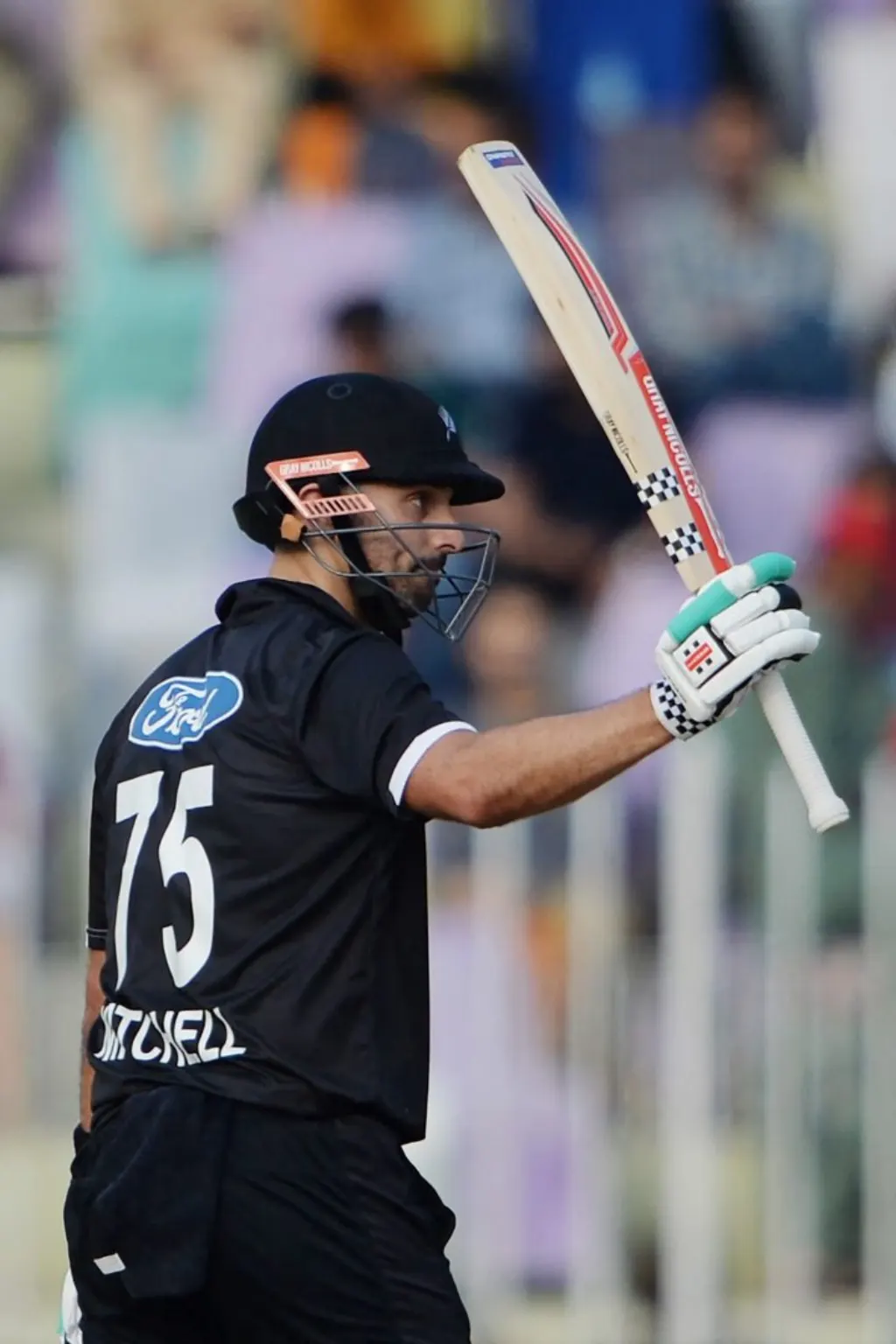 daryl mitchell sets a new odi world record, showcasing an outstanding performance in international cricket history.